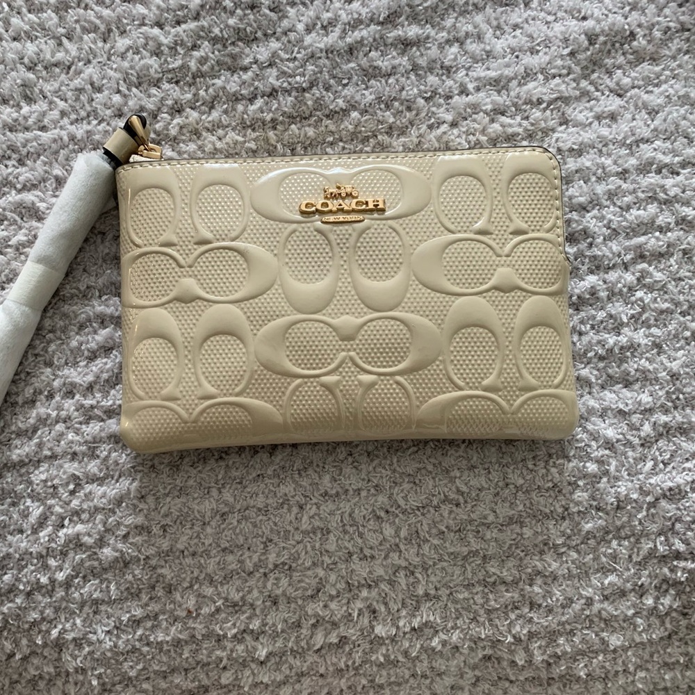 Coach Cream Leather Wristlet Clutch with Gold Hardware